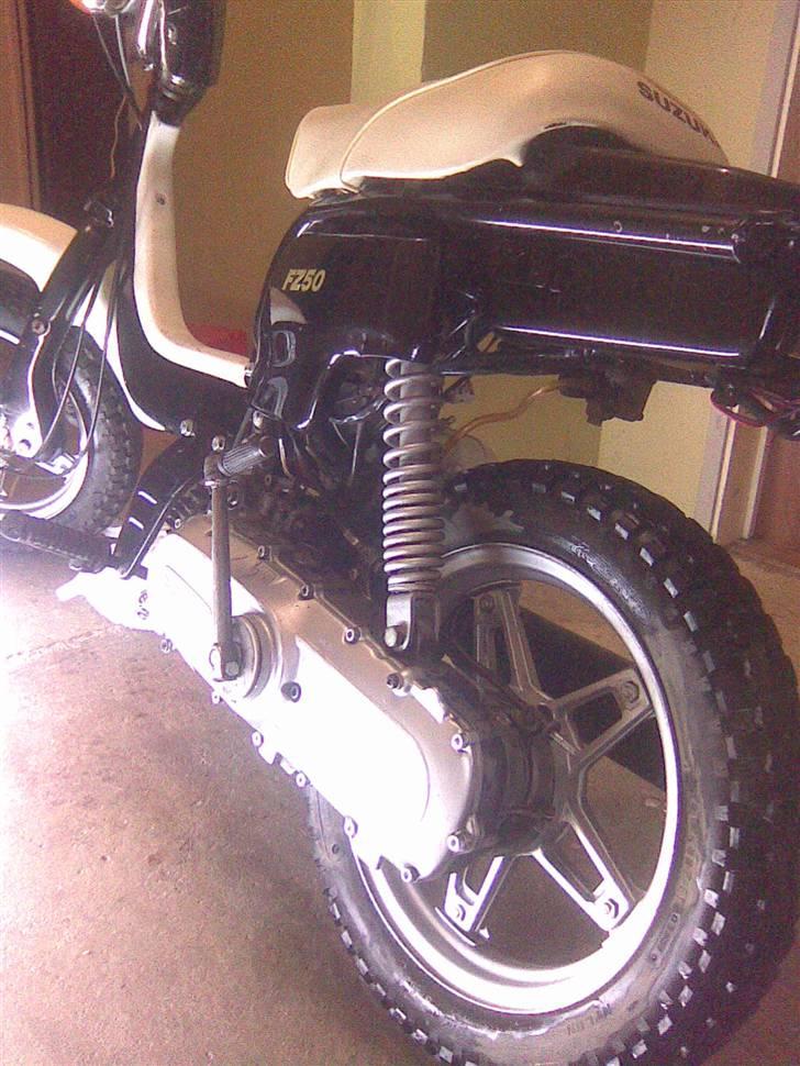 Suzuki Fz'er billede 1