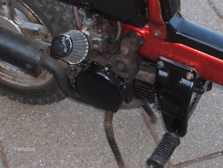 Suzuki FZ50 SOLGT billede 10