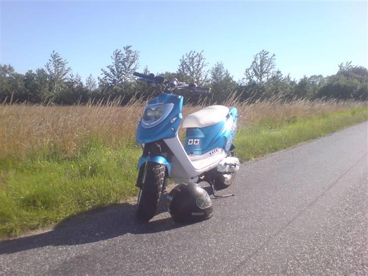 PGO Hot 50 ( solgt ) - 2 # med blå skjorlde billede 2