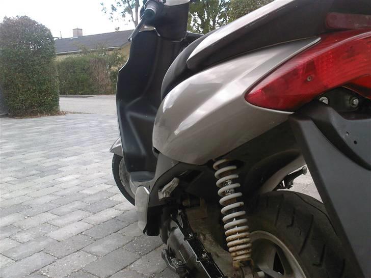 Yamaha jog r (Solgt) billede 4