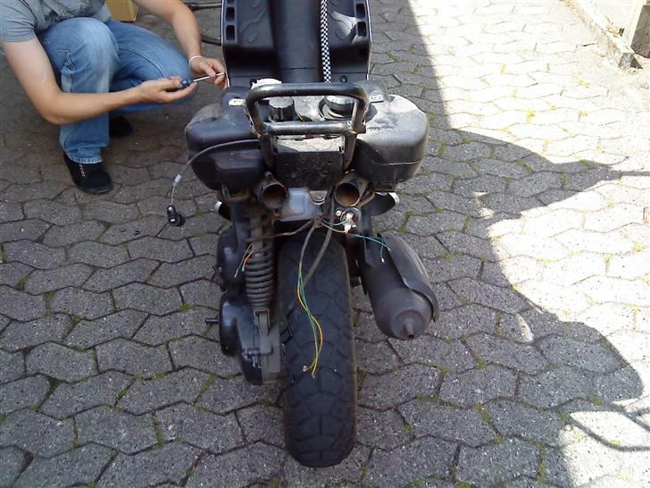 Peugeot speedfight 2 AC. byttet - i starten billede 3