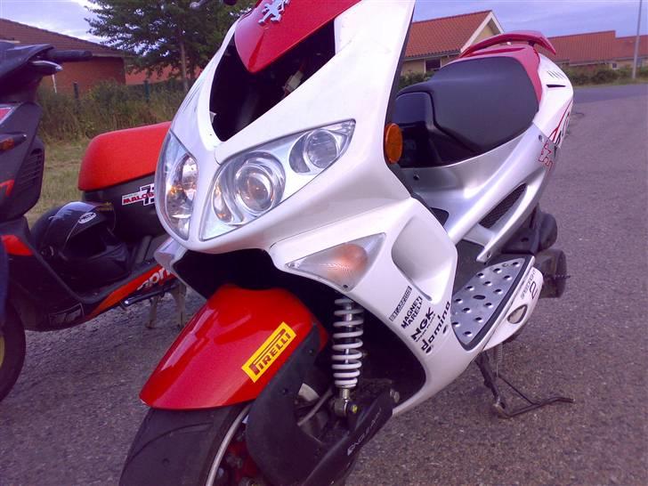 Peugeot speedfight 2 billede 1