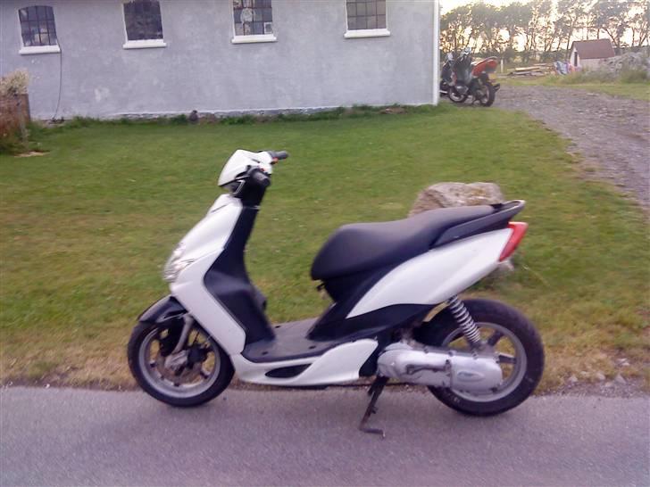 Yamaha jog R << solgt >> billede 7