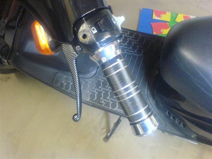 PGO Hot 50 - Nye håndtag og gribeklinger billede 2