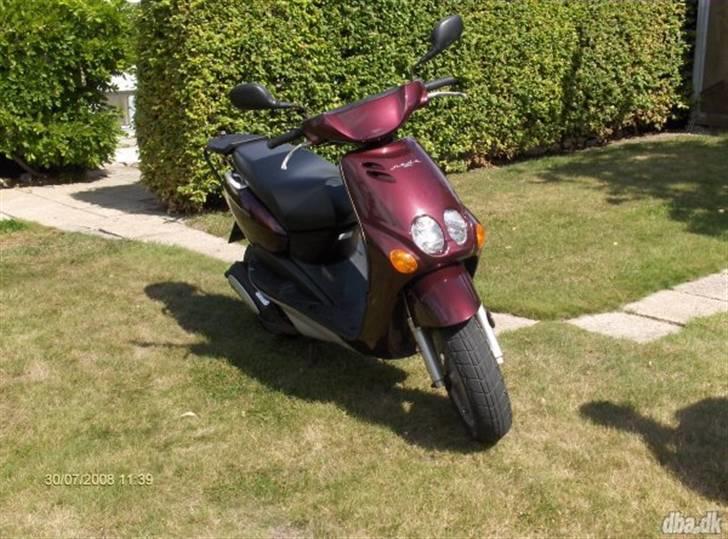 Yamaha Neos - - minus sidespejle og den ting bag på . billede 2