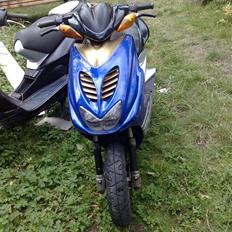 Yamaha AEROX solgt 4500