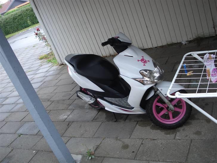 Yamaha jog r //Solgt// :S billede 1
