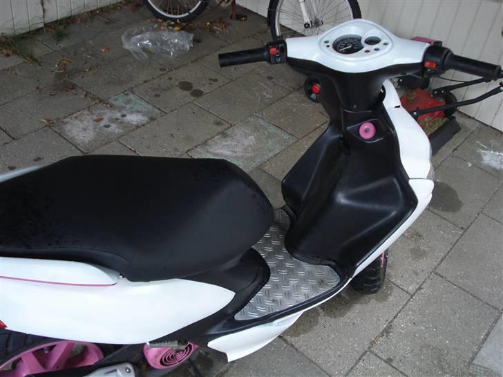 Yamaha jog r //Solgt// :S billede 6