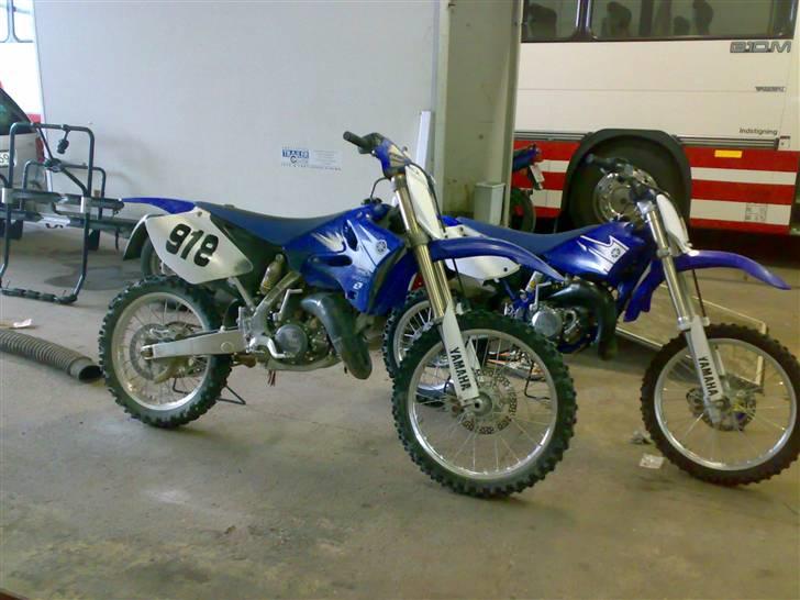 Yamaha Yz 85 Høj (Solgt) - Min maskine der står bag min storebrors. billede 10