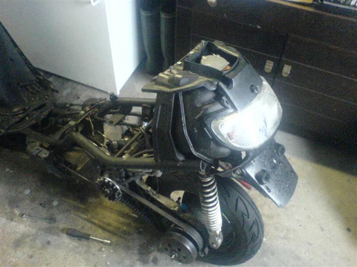 Yamaha jog space (kæresten's jog billede 6