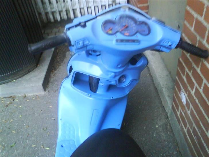 Aprilia sonic % 10 billede 4