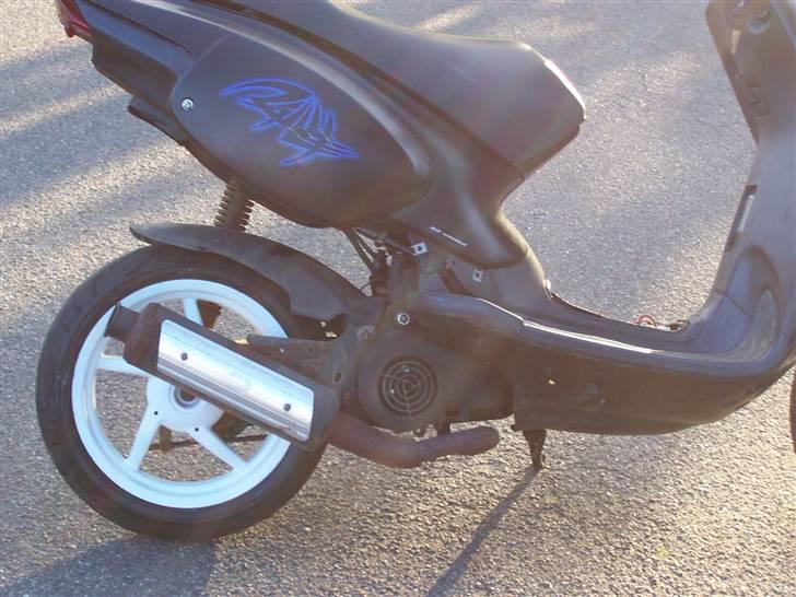 Aprilia rally (solgt) billede 3