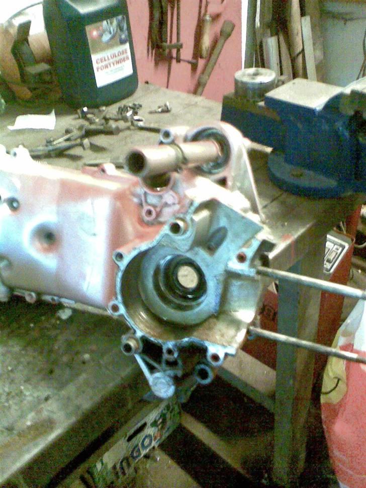 Aprilia Sonic Lc ™ ²ºº7 - Ved skiftning af lejer og tap, elfer den havde spist en kopper ring i tappen.. billede 20