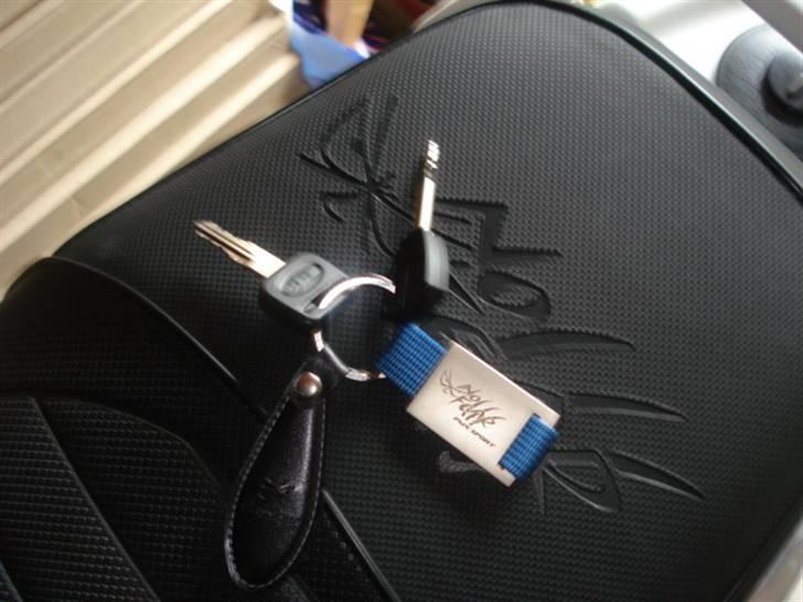 PGO PMX No Fear - Nøgle bundt (PGO nøgle, Abus nøgle, No Fear nøgle ring, Classique nøgle ring) billede 17