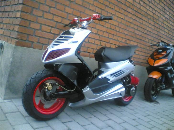 Peugeot speedfight billede 13