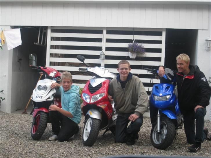 PGO Hot 50 - mig og to venner (: MIG TIL VENSTRE billede 11