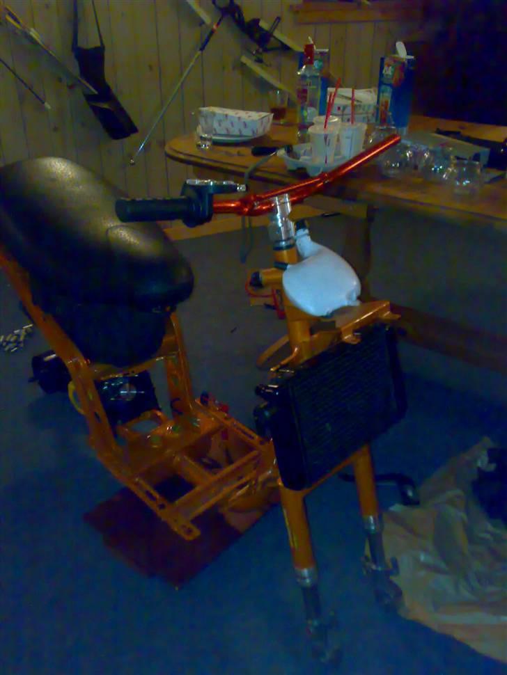 Piaggio Typhoon - sælges i dele - igang med samling billede 7