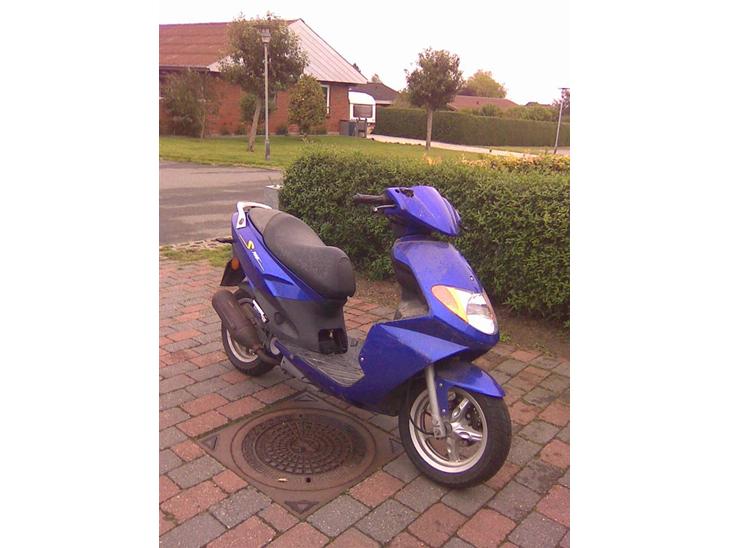 {{currentPhoto.altText}} billede {{currentPhoto.number}}