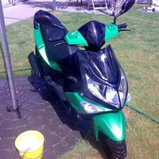 PGO G-MAX 30