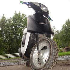 Yamaha Jog As "SOLGT"