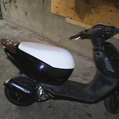 Aprilia Sonic (Solgt)