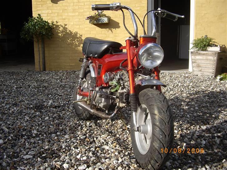 Honda dax billede 4