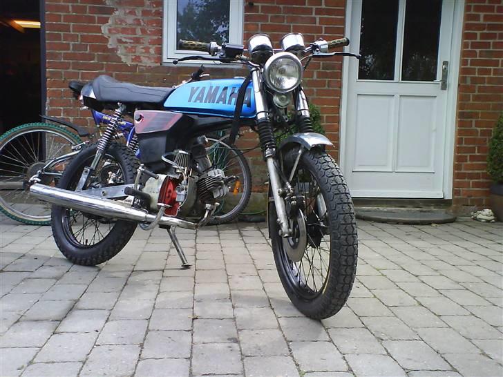 Yamaha DX 4 gear *Camilla* Solgt - næsten færdig mangler krom skjolde billede 5