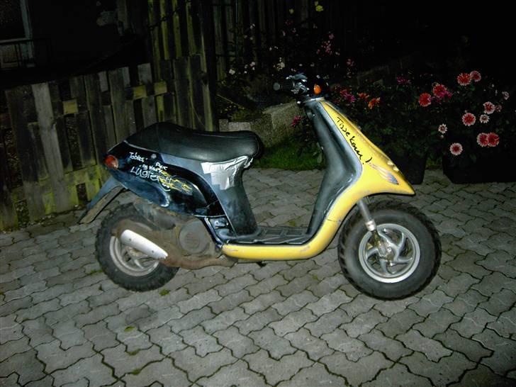 Piaggio            Typhoon spritteren - ja her står fars bby. <33 billede 1