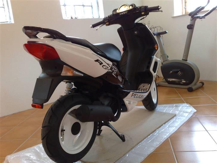 Peugeot Speedfight 2 R-Cup SOLGT! - Billedet er taget med Nokia N95 (5 Megapixel) :D billede 4