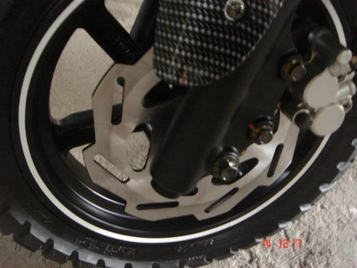 PGO PMX Naked Carbon billede 7