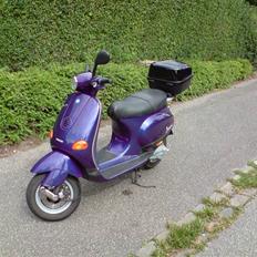 Piaggio Vespa ET2