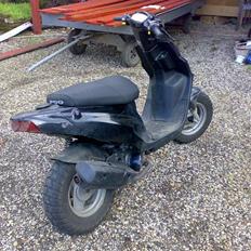 PGO Hot 50 - SÆLGES I DELE