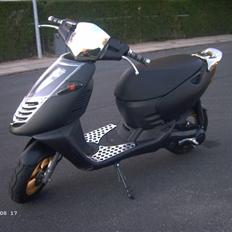 Aprilia Sonic gp (Solgt)