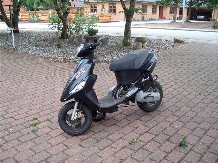 PGO Galaxy/rally--brandt billede 3