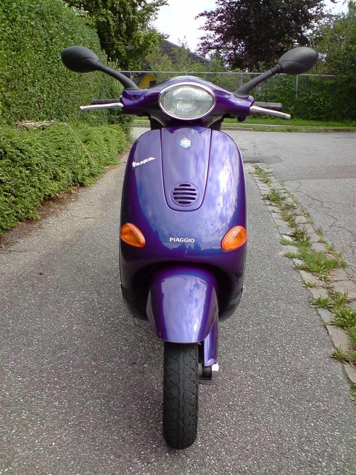 Piaggio Vespa ET2 billede 1