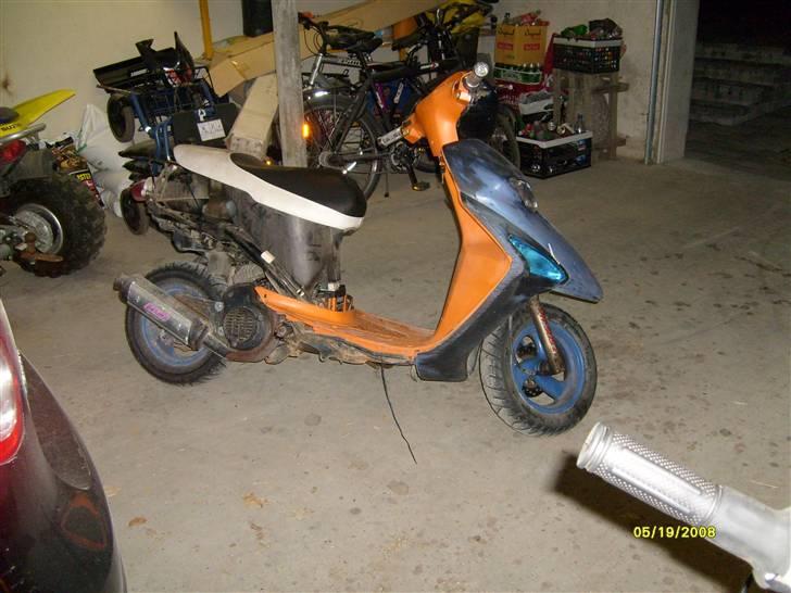 Honda SFX...SKROTTET SOLGT - er ved og stande skjoldene så der mangles et par stykker billede 5