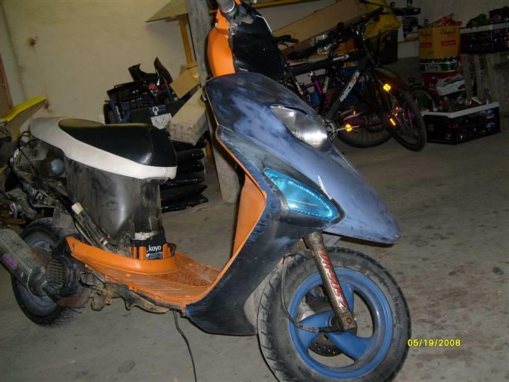 Honda SFX...SKROTTET SOLGT - er ved og stande skjoldene så der mangles et par stykker billede 7