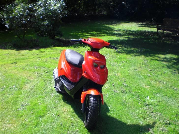 PGO Hot50 SOLGT billede 1