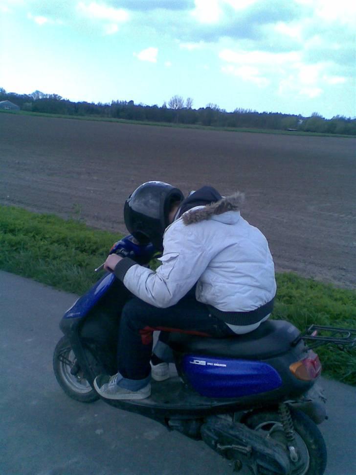 Yamaha jog space  ( stjålet ) billede 14