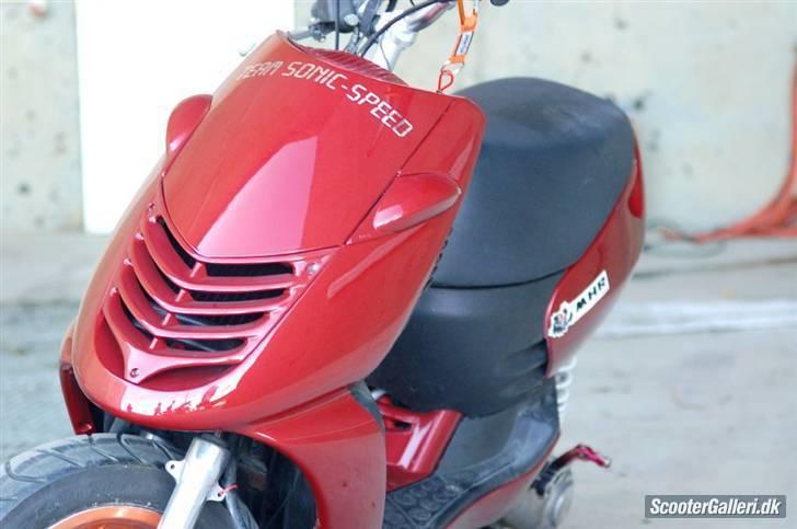 Aprilia Sonic Team Speed T7 ombyg billede 2