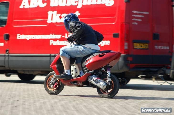 Aprilia Sonic Team Speed T7 ombyg billede 18