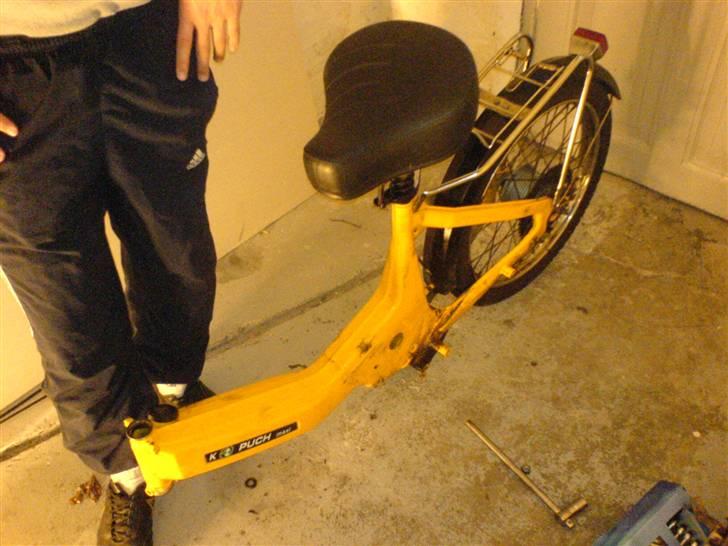 Puch Maxi K - Igang med at skifte stel billede 5