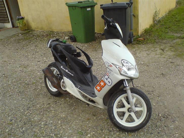 Yamaha Jog R LC SOLGT billede 1