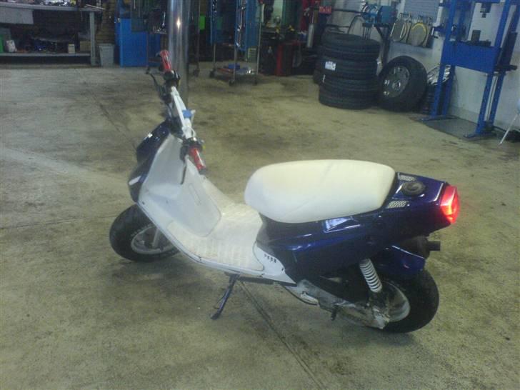 PGO hot 50 - SOLGT  - nyt billede :) alle nye dele er kommet på  billede 1