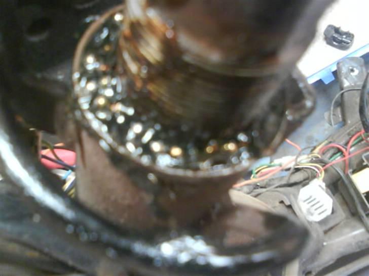 Peugeot Speedfight 2 AC > SOLGT - Nye kugler . billede 14