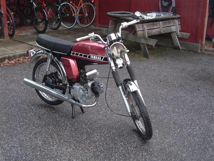 Yamaha Fs1 4 gear solgt - den er sgu pæn nu skal den bare lige samles færdig og få den til at køre billede 1