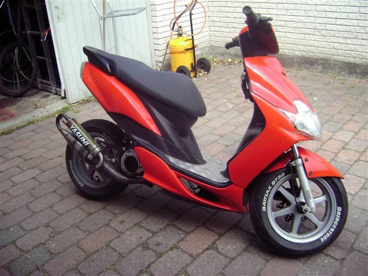 Yamaha Jog r - xenon (solgt) billede 2