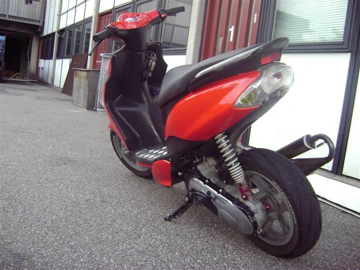Yamaha Jog r - xenon (solgt) billede 6