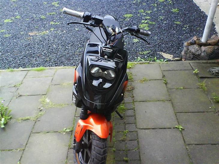 {{currentPhoto.altText}} billede {{currentPhoto.number}}