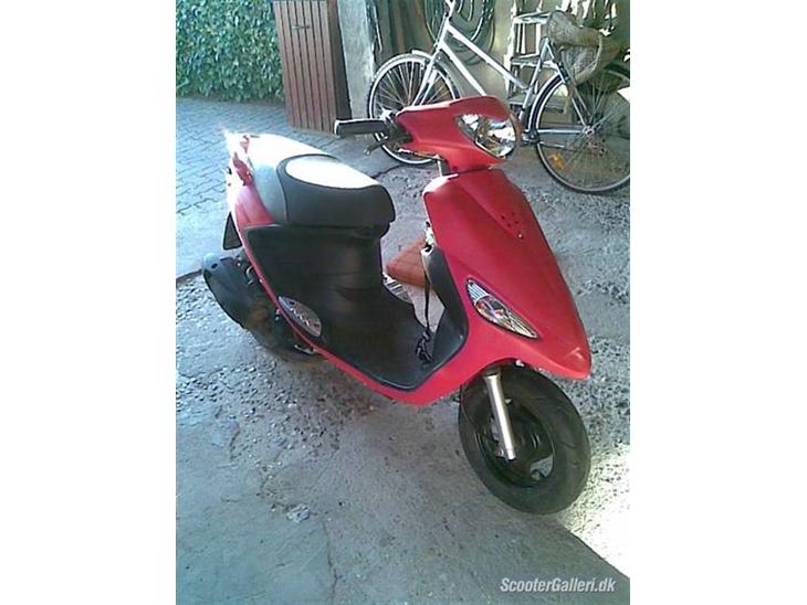 PGO Galxy solgt /; billede 1